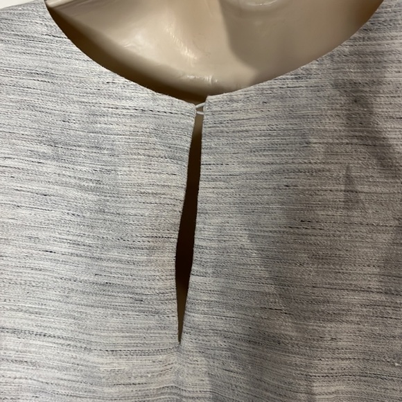 Lord and Taylor. Gray layered top. 424 Fifth. Medium. Button at back. - Picture 4 of 6